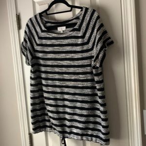 EUC Lou & Gray striped short sleeve shirt  L